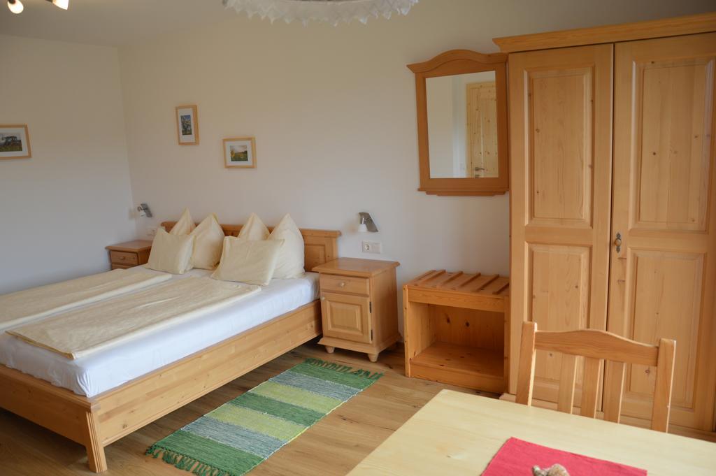 Appartement Biobauernhof Wolf-Hof à Pressbaum Extérieur photo