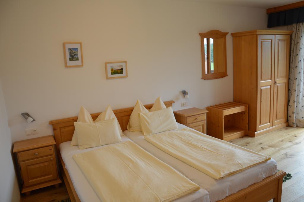 Appartement Biobauernhof Wolf-Hof à Pressbaum Extérieur photo